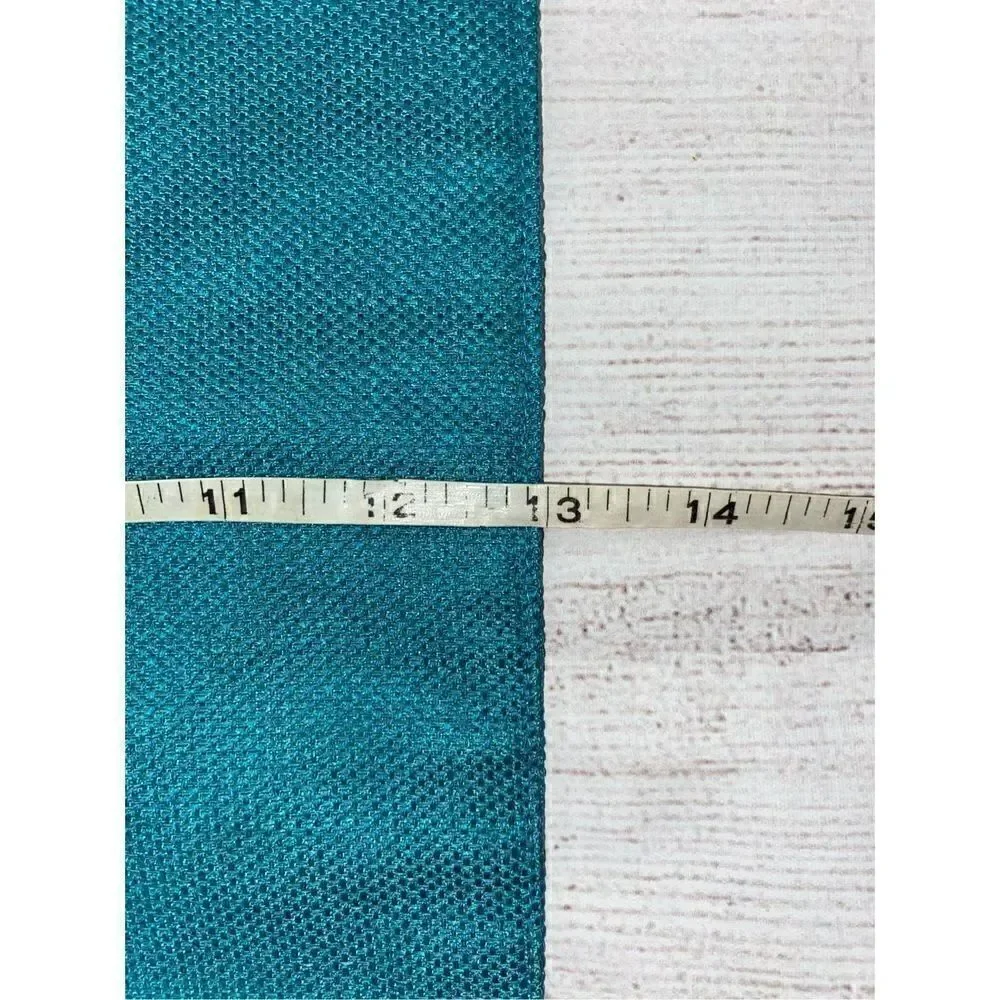 Floral print table cloth, napkins, napkin rings, 2 solid teal placemats